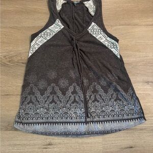 Vanity Black Sleeveless Graphic Tie Front Tank Top